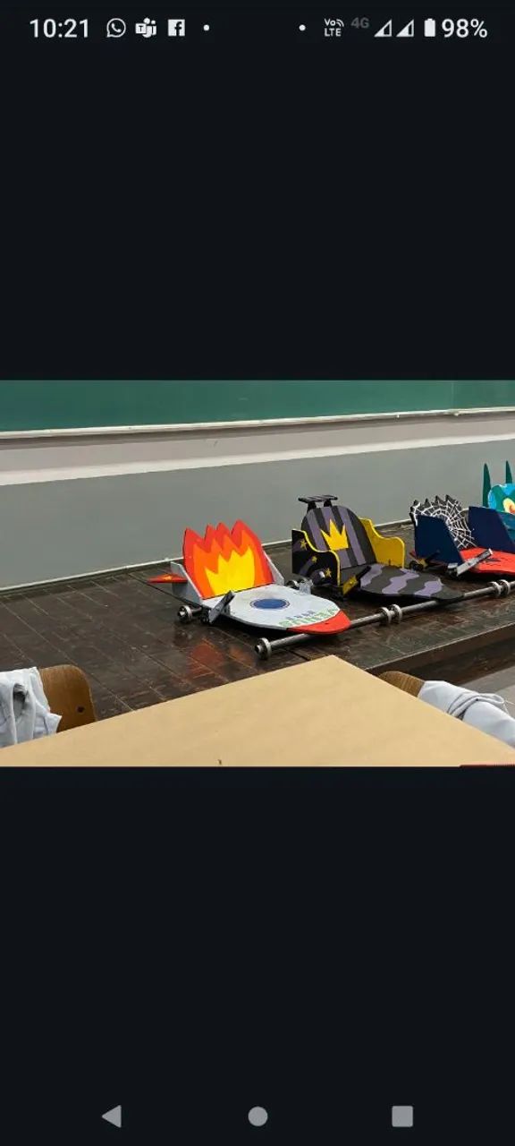 Carro de corrida rolimã de FOGUETE - Foto 4