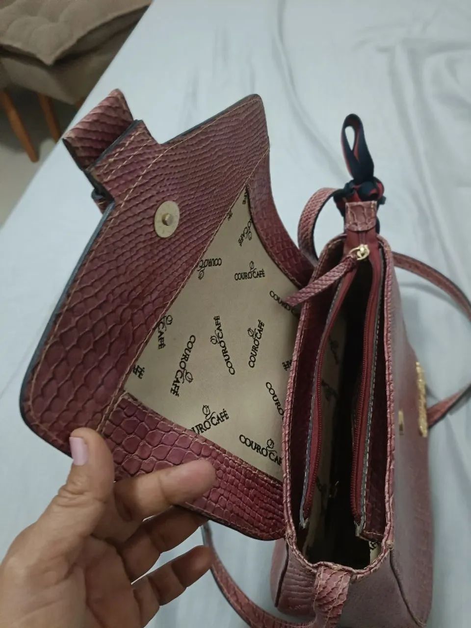 Bolsa Couro Café seminova - Foto 6