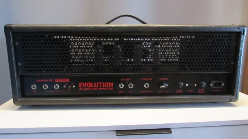 Amplificador Valvulado Alien Evolution 100w - Foto 5