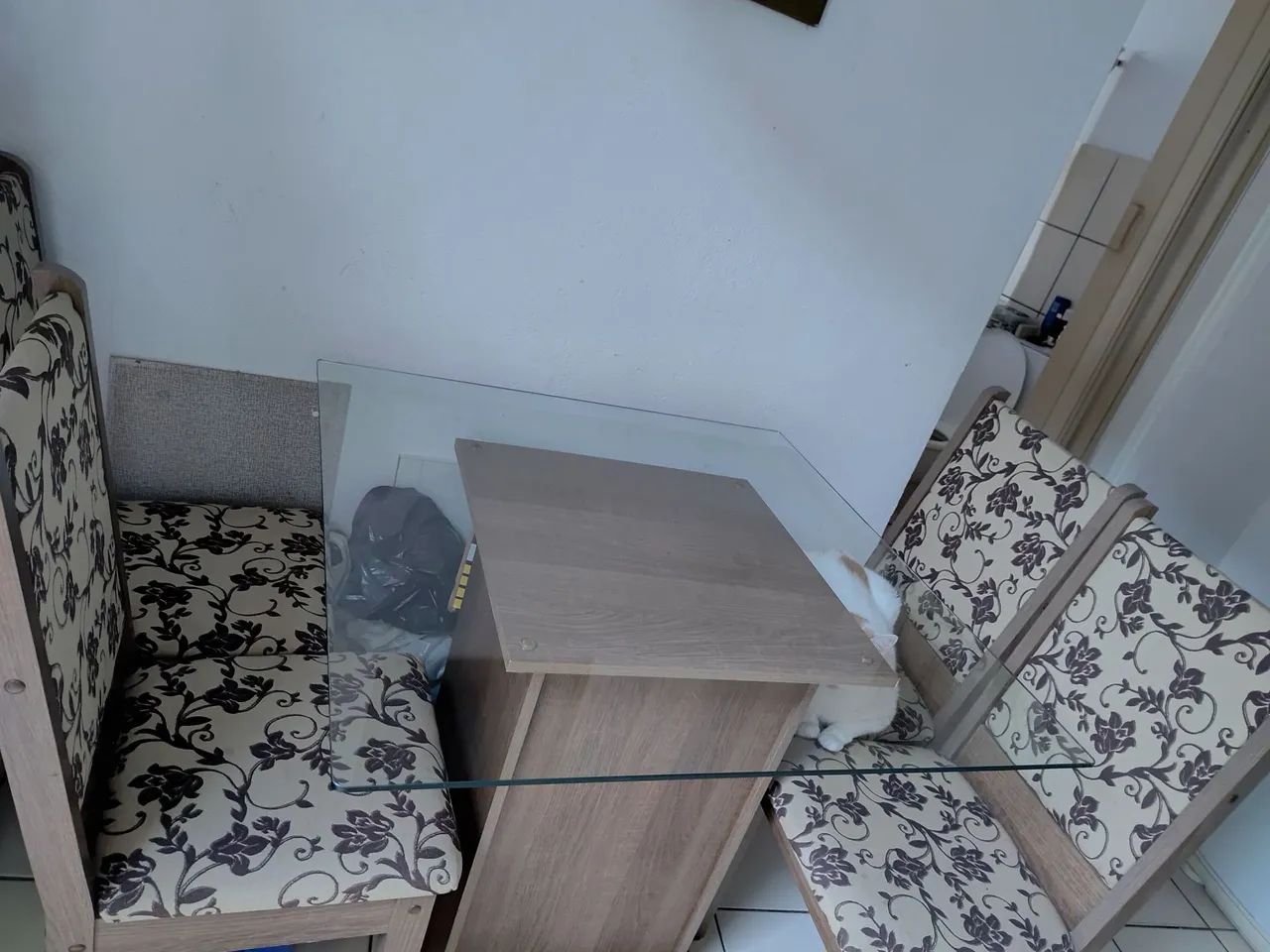 Mesa de Jantar com Tampo de Vidro sem as . Cadeiras - Foto 3