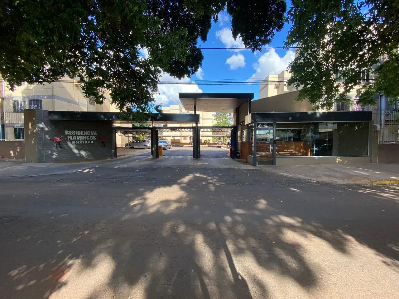 Residencial Flamingos com 3 quartos em Campo Grande - MS