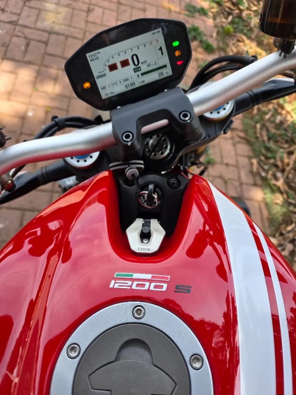 DUCATI MONSTER 1200S - Foto 3