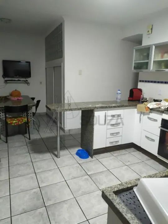 Casa a Venda, Santa Terezinha, 4 suítes, 2 com closet, área goumert, jardim piscina, 3 vag - Foto 5