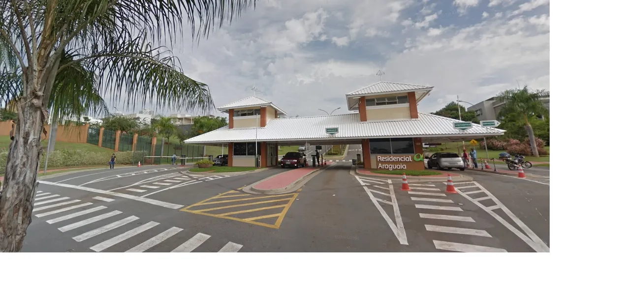 Vendo um ESPETACULAR sobrado num dos melhores condomínios horizontais de Goiânia: no Alpha