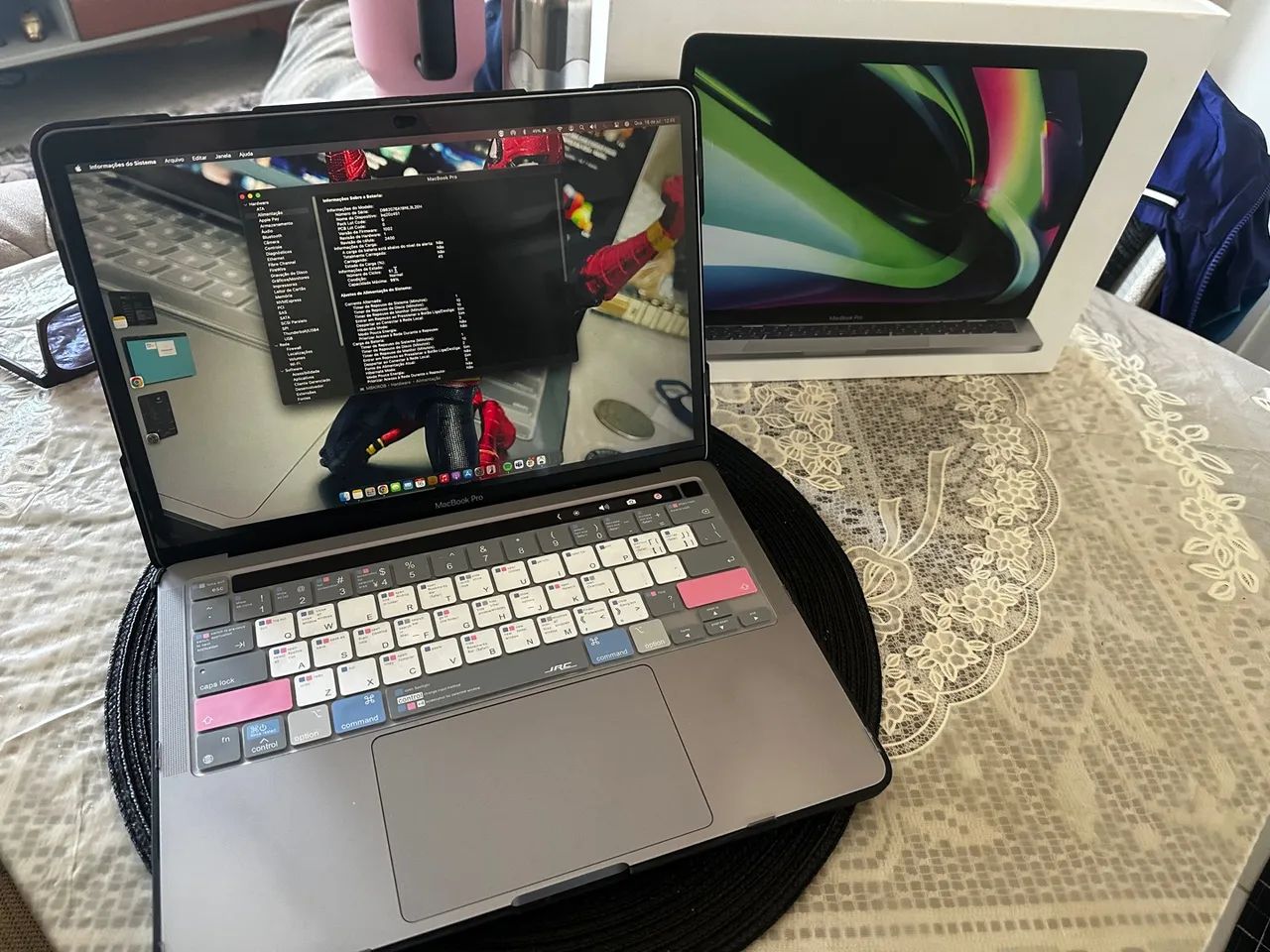 Apple MacBook Pro (13 polegadas, 2020, Chip M1, 512 GB de SSD