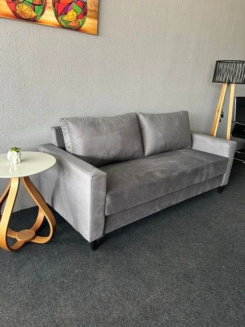 Sofa Elegante 1,94 m - Montreal Estofados - Foto 2