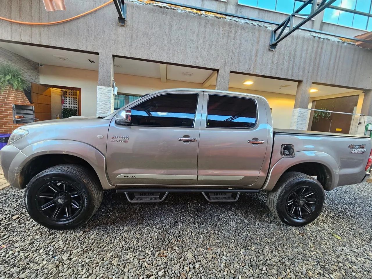 Linda Hilux aut diesel