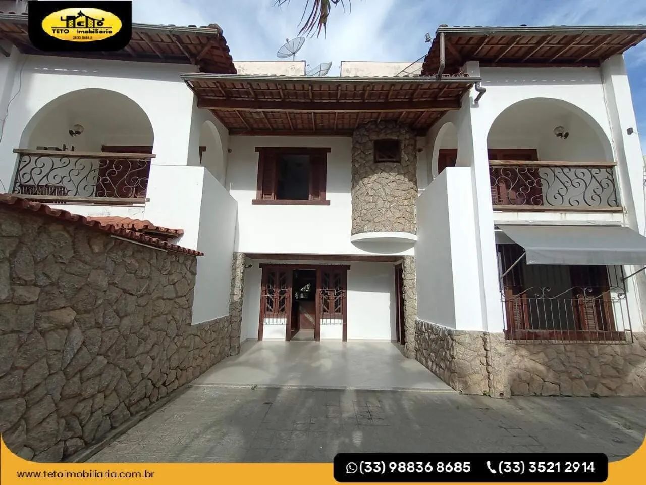 Casa Residencial para aluguel, 3 quartos, 3 vagas, Centro - Teófilo Otoni/MG