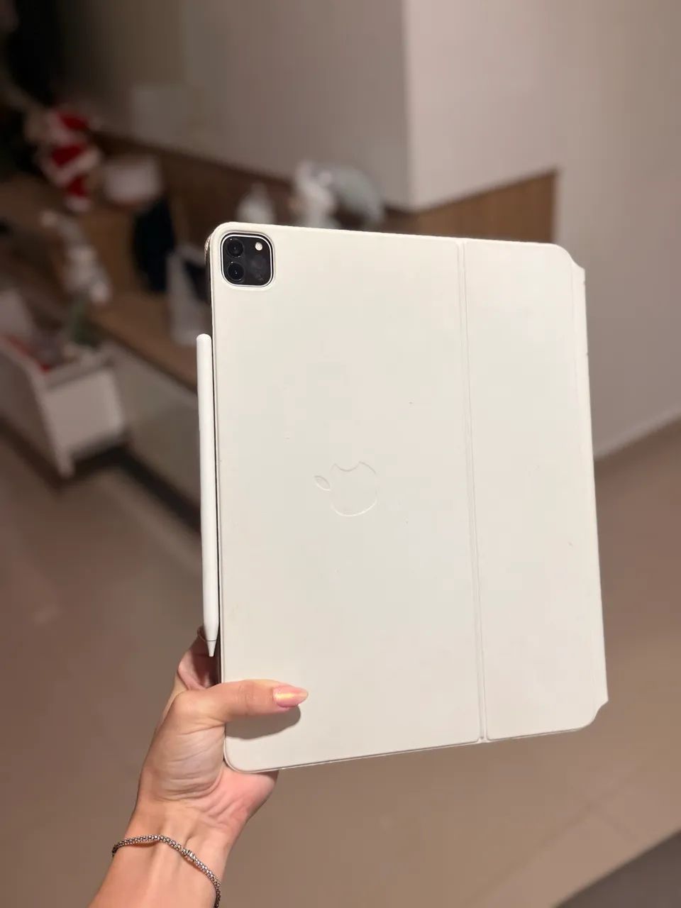 IPad Pro 12,9 pol (2ª Geração) - 128GB + Apple Pencil + Magic