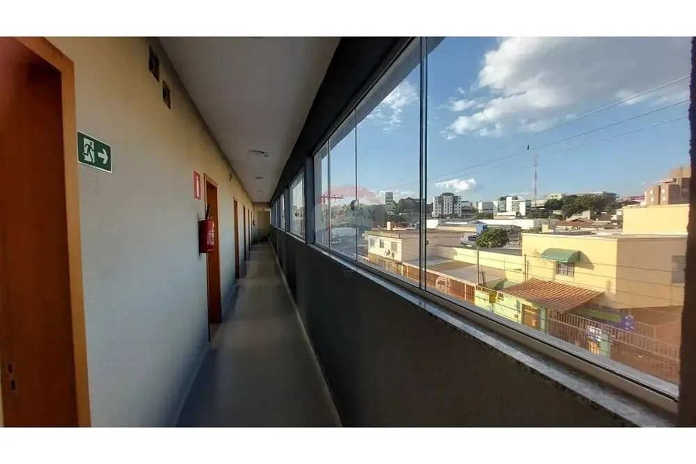 Locação - Salas 24 m² cada, com banheiro - Bairro Glória - BH/MG