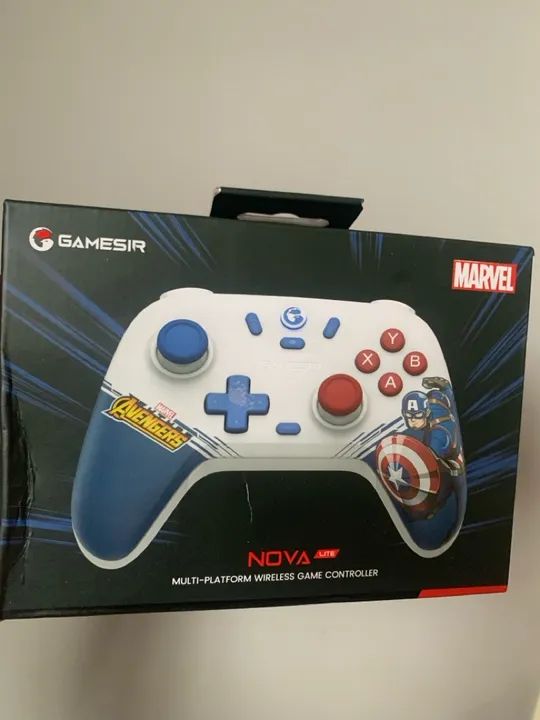 Controle Gamesir Nova Lite Marvel Avengers - Multiplataforma