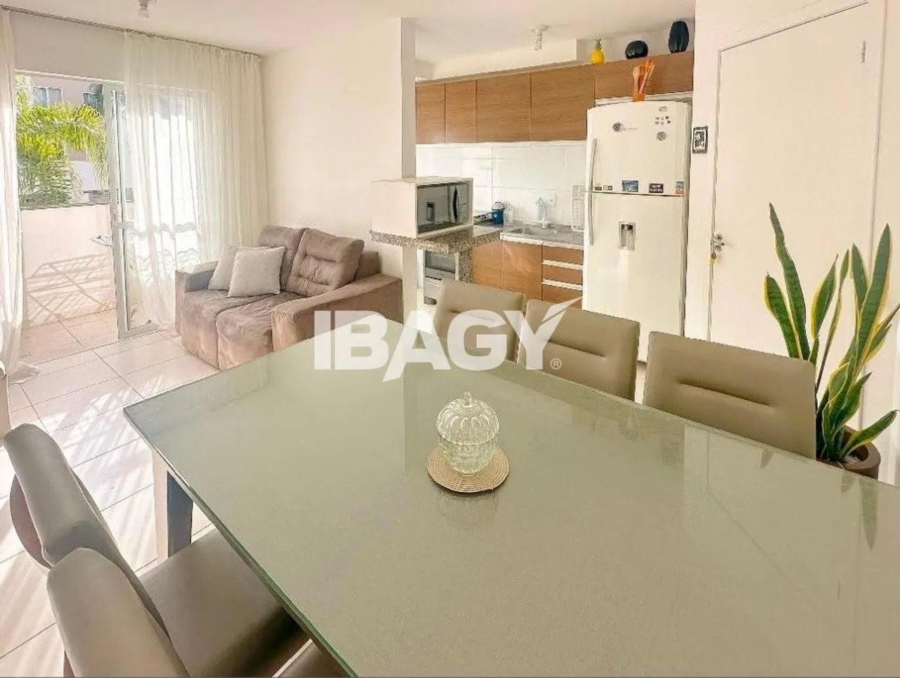 Excelente Apartamento 2 dormitório(s) em Canasvieiras - Florianópolis - Foto 2
