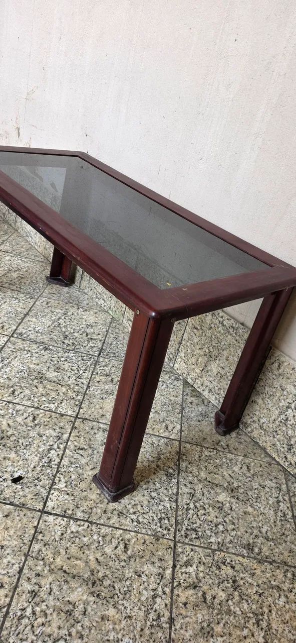 Meda de jantar com vidro sem as cadeiras