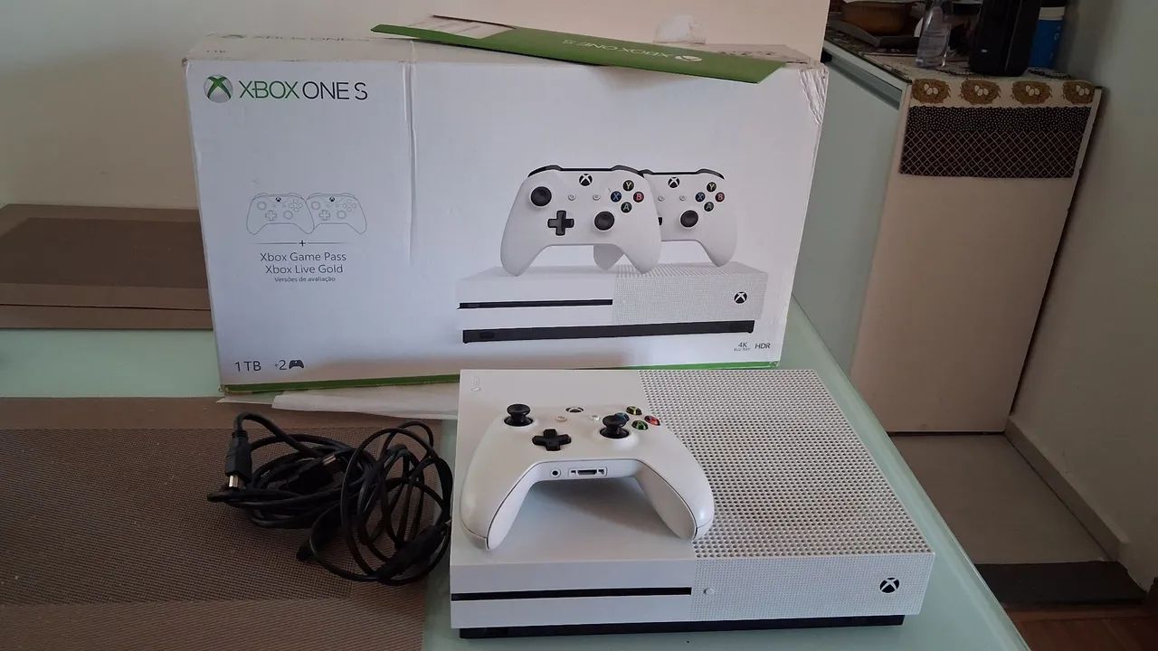 Vendo Xbox One S 1 Tera