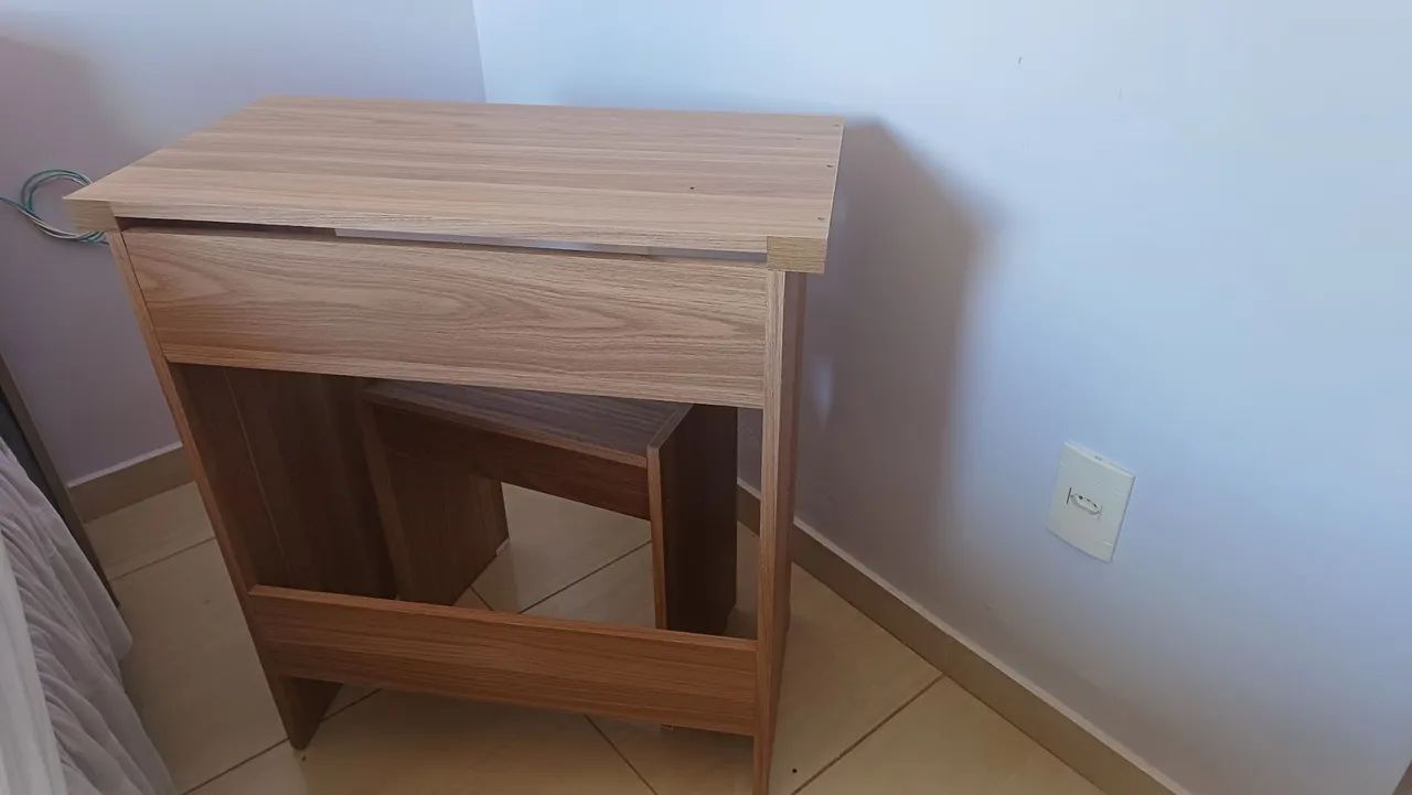 Mesa.em mdf para estudos - Foto 4