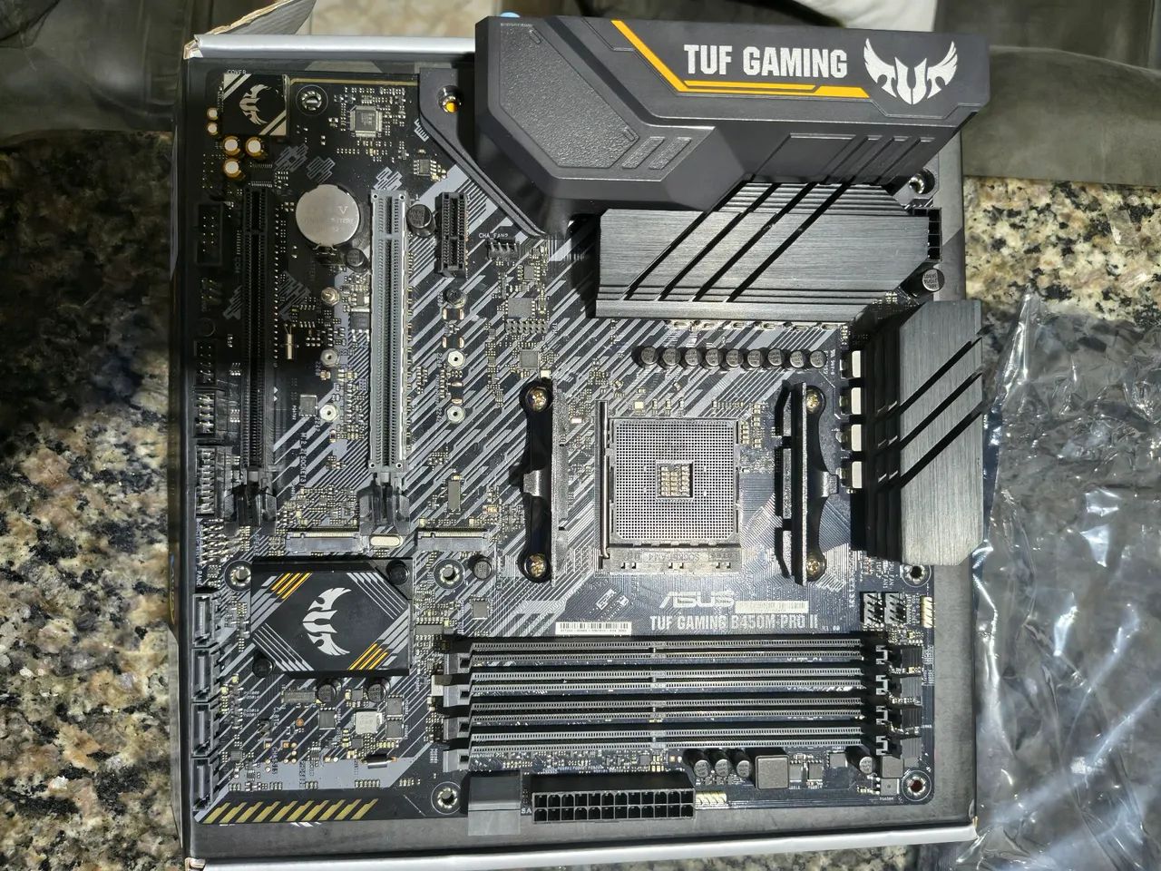 Placa Mãe Asus TUF Gaming B450M-PRO II (AM4) - Completa na Caixa / Leia a Descrição