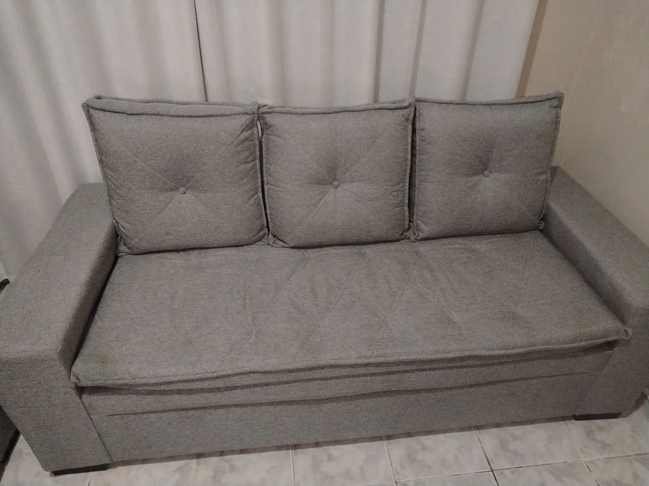 Vendo sofá Turquia 2 e 3 lugares linho conforto novo 