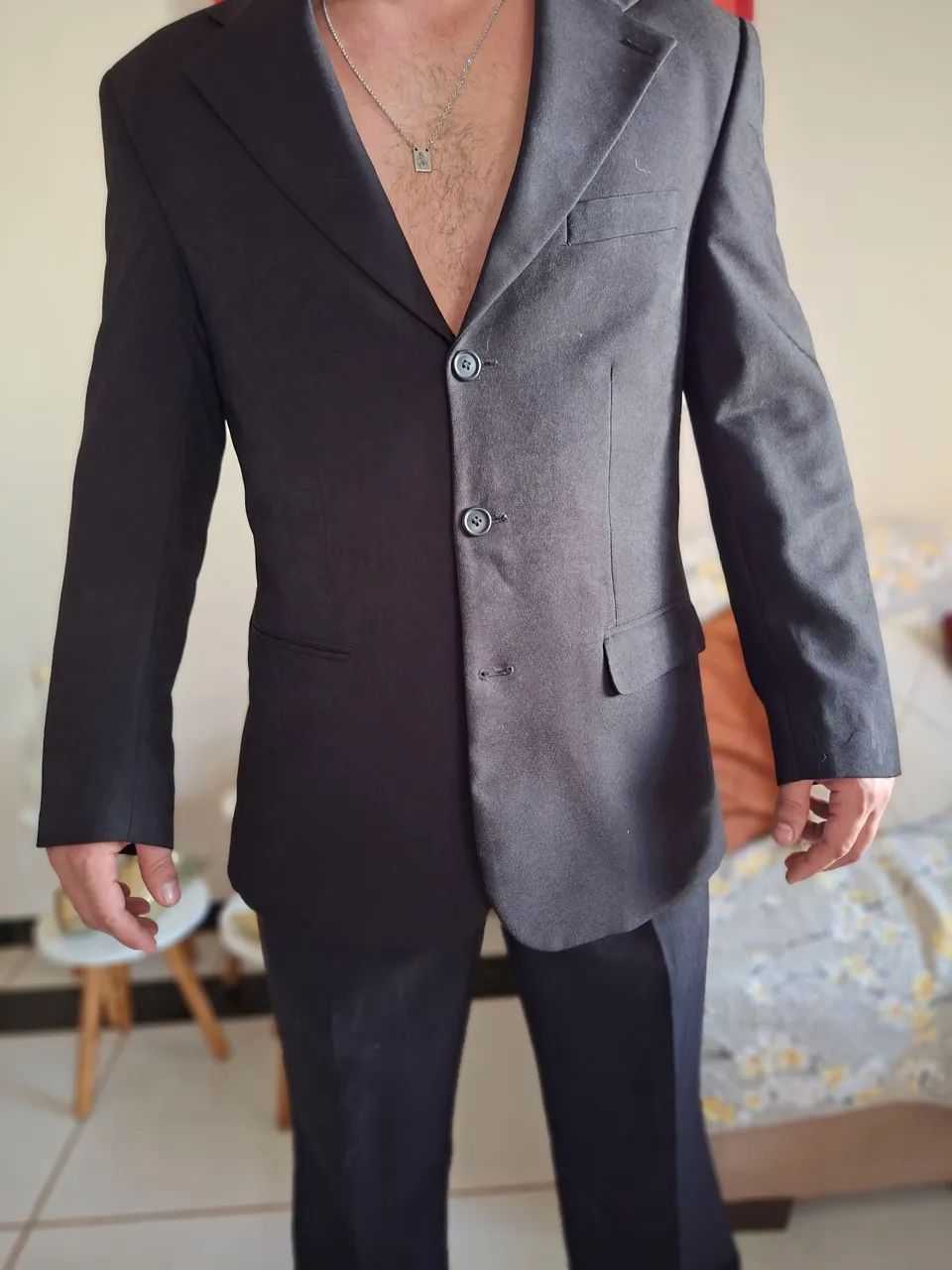 CONJUNTO DE TERNO SEMI NOVO - Foto 2