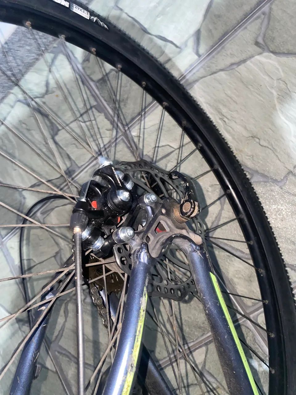 Vendo bicicleta aro 29 quadro 17 - Foto 4