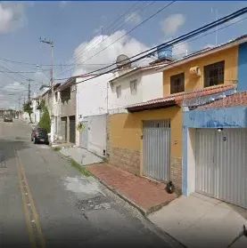 Vende-se casa duplex com 4 quartos em Capim Macio - Natal - RN