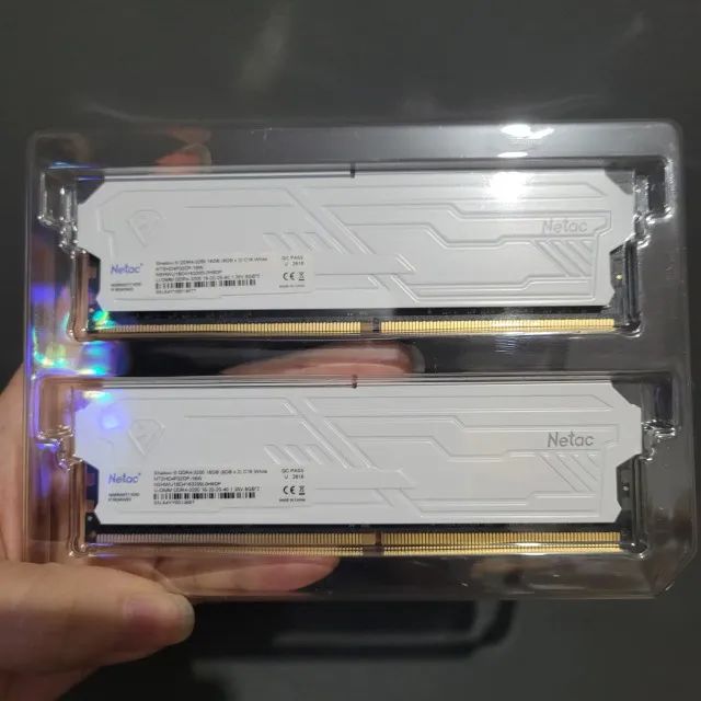 Memória RAM DDR4 8GB x 2 - Nova - Foto 4
