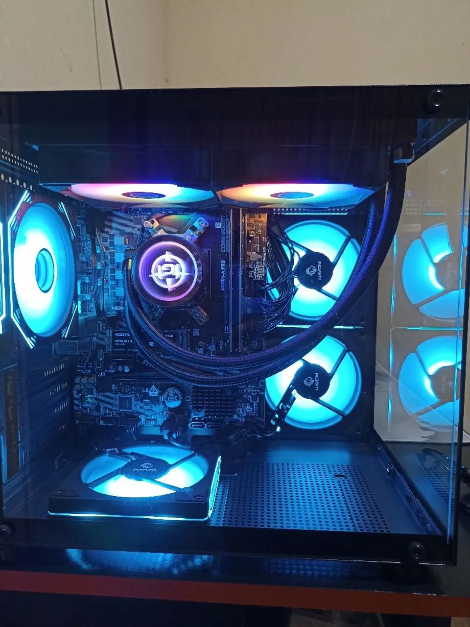Vendo Pc gamer completo, com mesa e tudo! - Foto 3