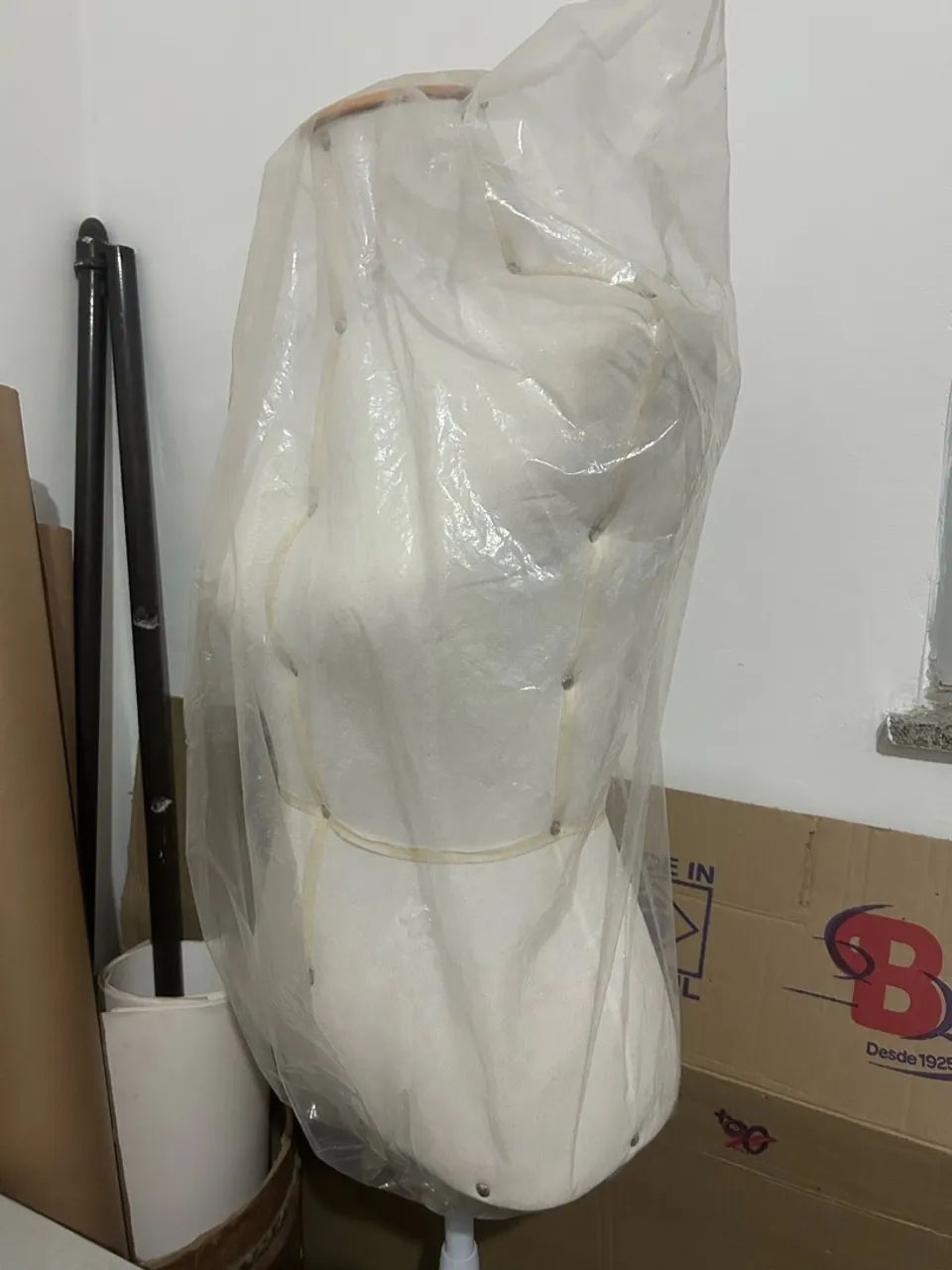 Busto de roupa  - Foto 4