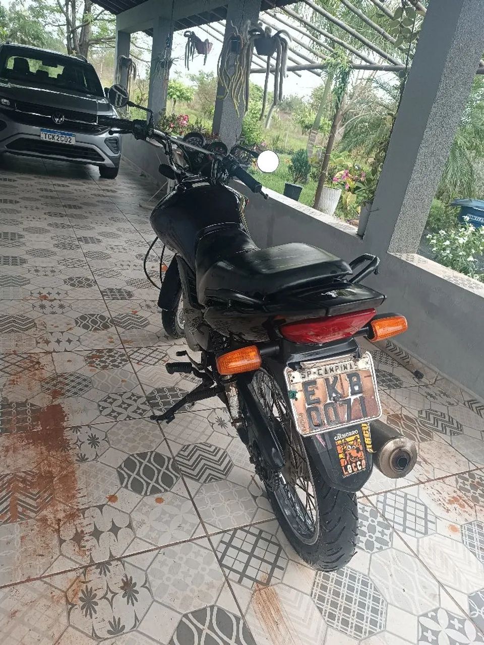A baixo da tabela  - Foto 3