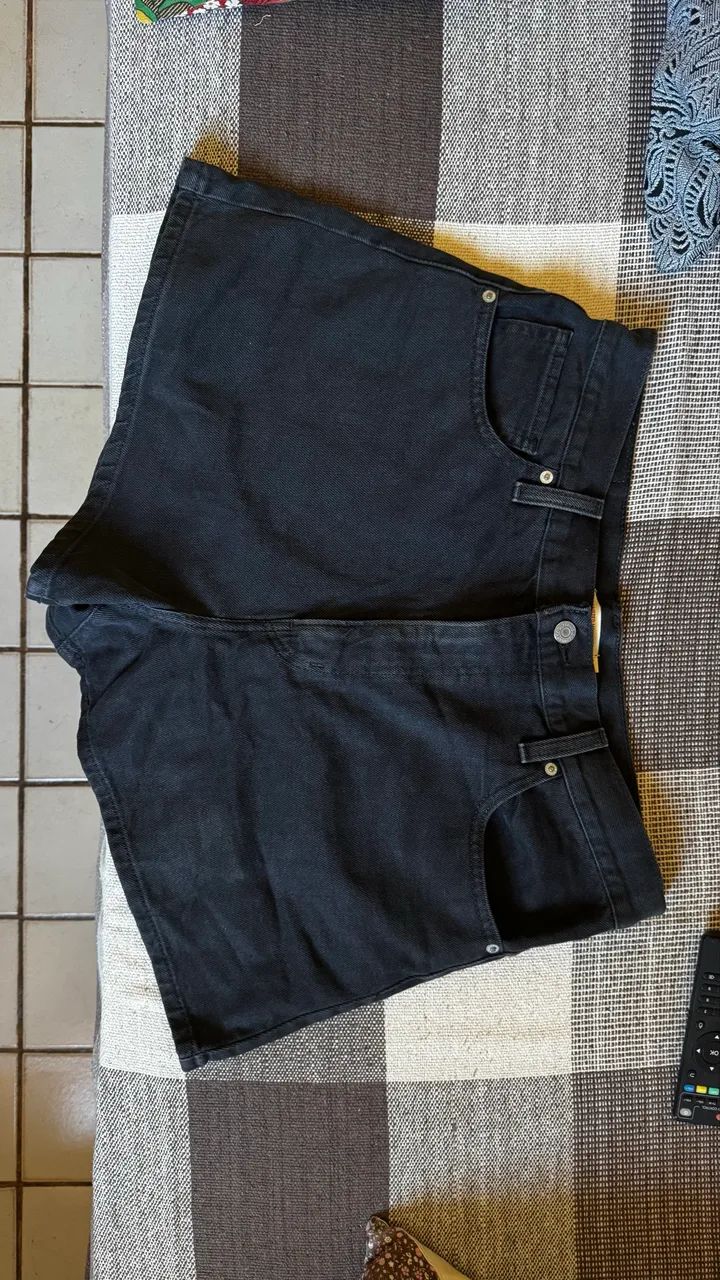 Short Levis