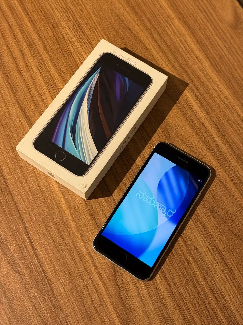 Apple iPhone SE 64gb Branco Original 2020 - Celulares e