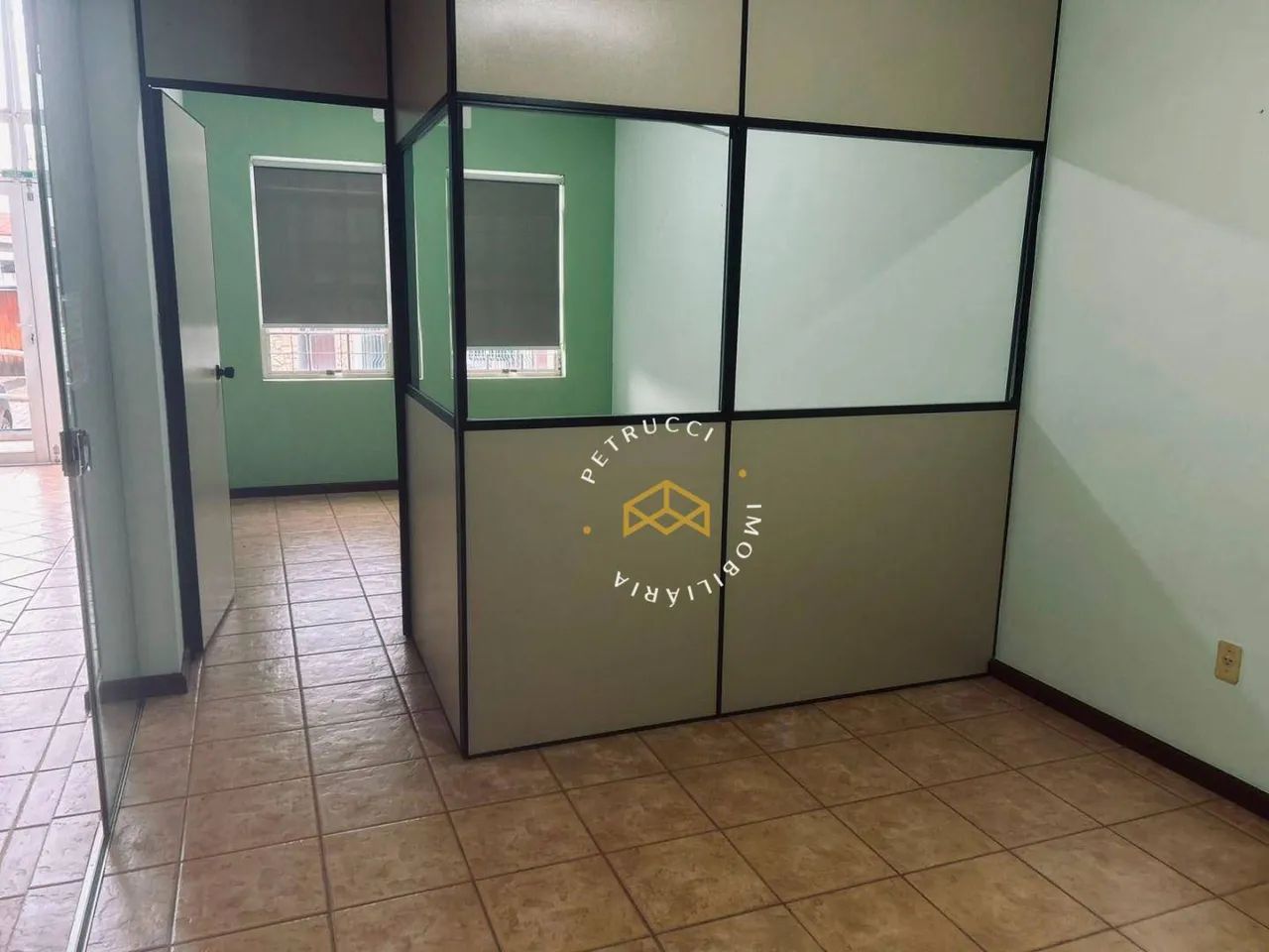 PRÉDIO COMERCIAL À VENDA EM VALINHOS COM 10 SALAS PROXIMO AO CENTRO DA CIDADE - Foto 4
