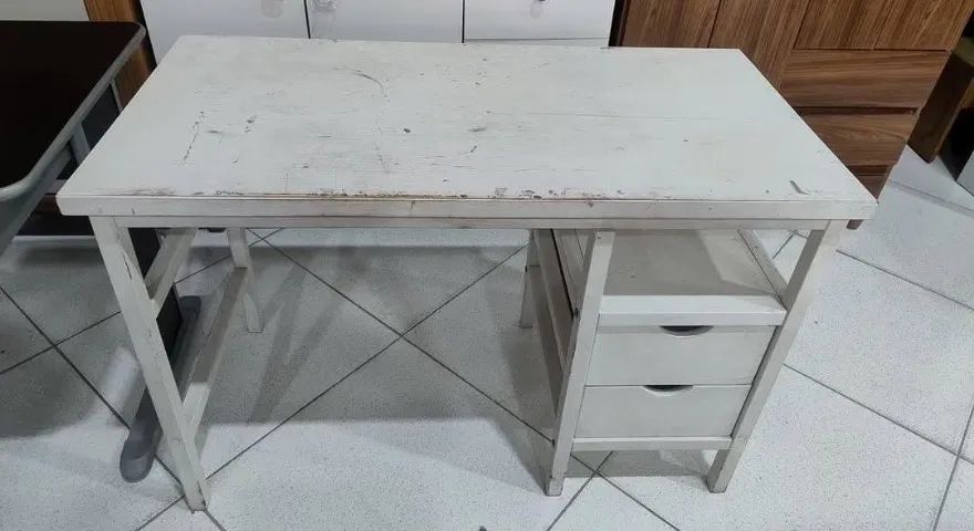 MESA C/ GAVETAS