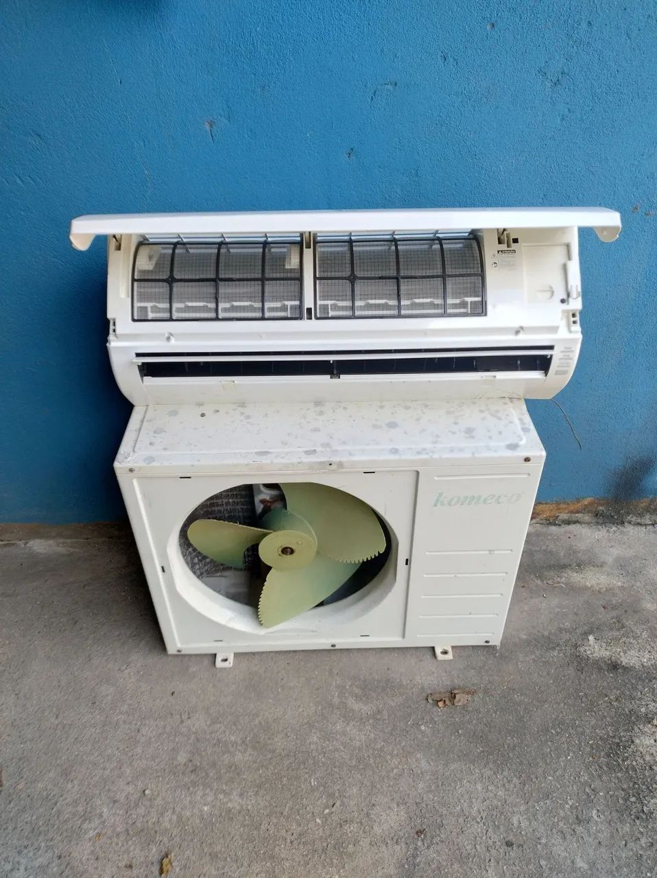 Vendo ar condicionado 9.000 BTUs com instalação e garantia de 1 ano - Foto 2