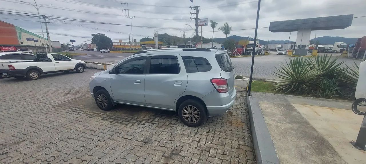 Chevrolet Spin LT 1.8 8V Econo.flex 5P Aut. 2013 - Foto 4