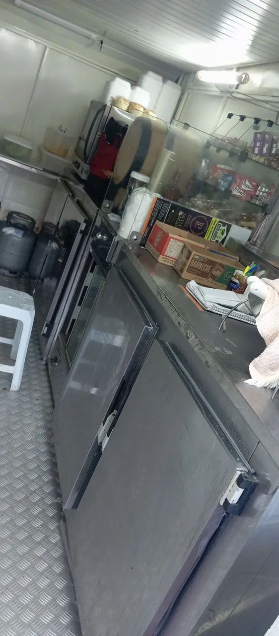 Treiler lanches 