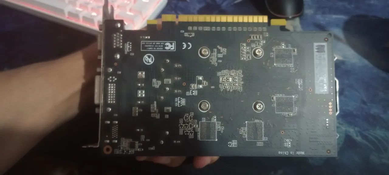 GTX 750 4GB - Foto 4