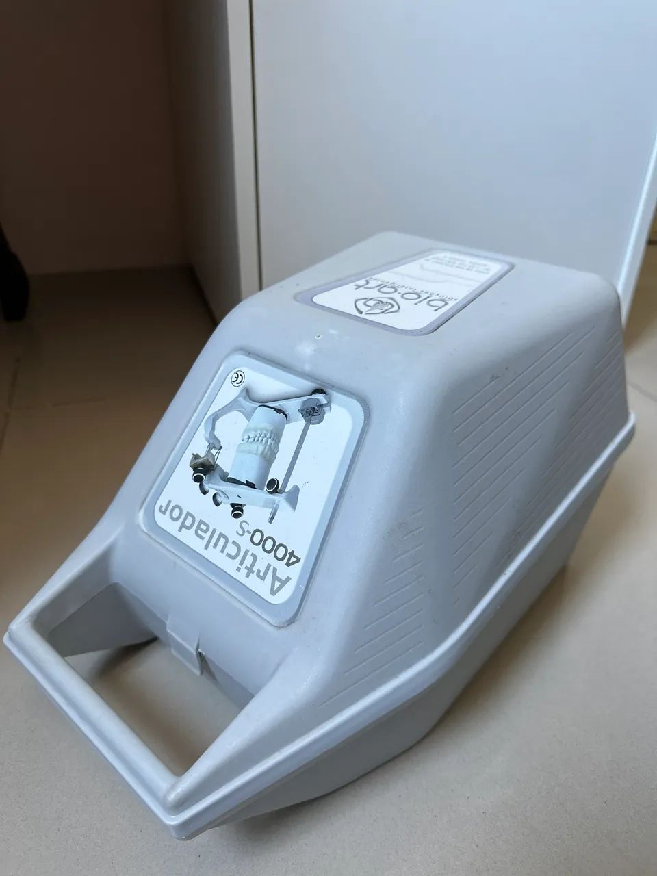 Articulador Odontológico 