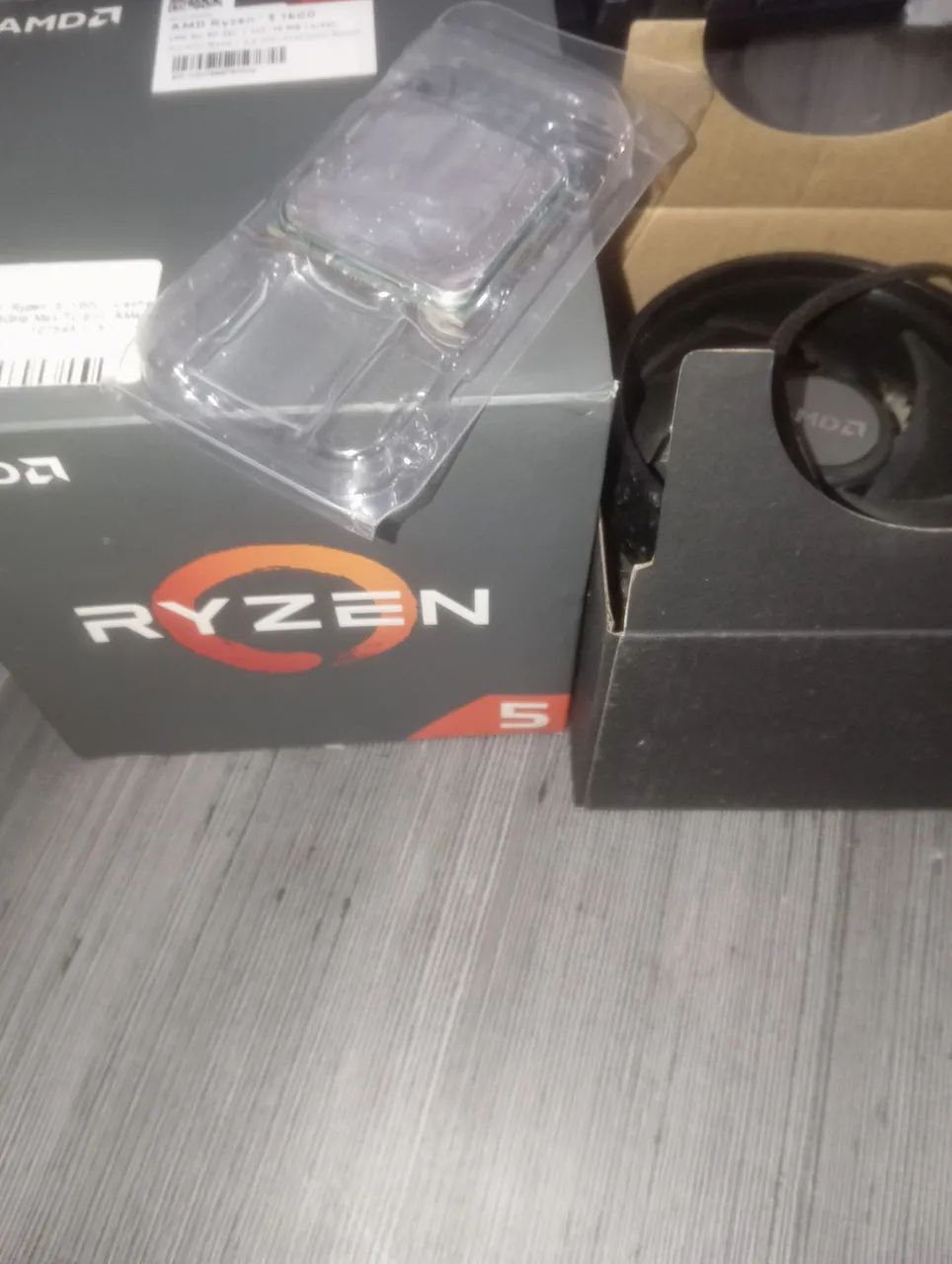Ryzen 5 1600 + Cooler AMD Original - Foto 4