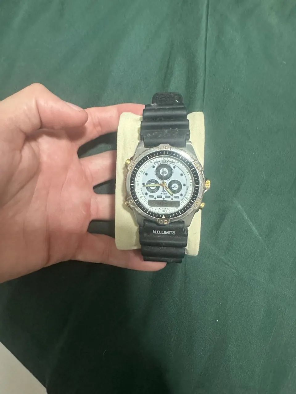 Vendo relógio citzen 1,500  - Foto 3