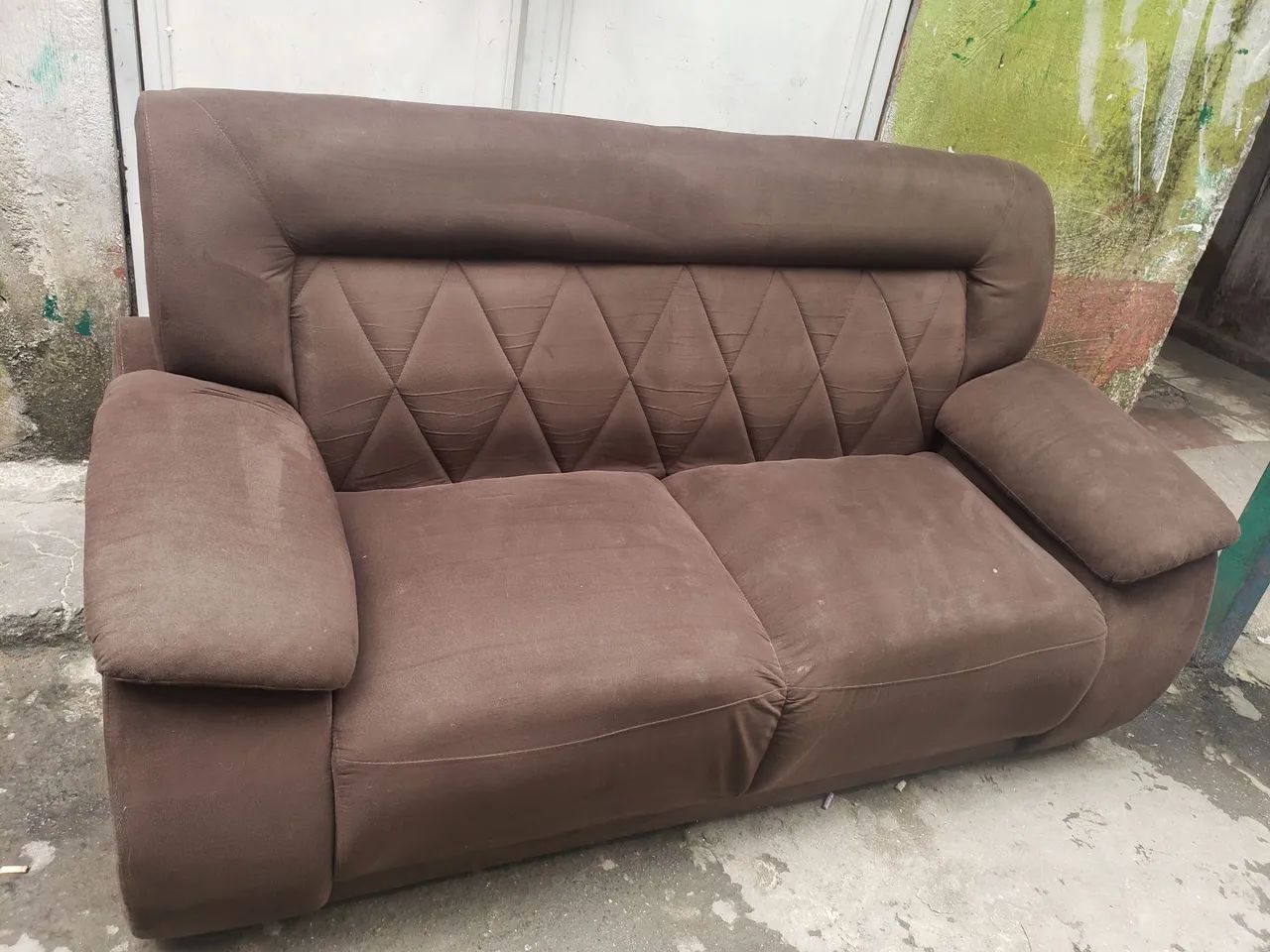 Sofá  2 lugar em suede - Foto 3