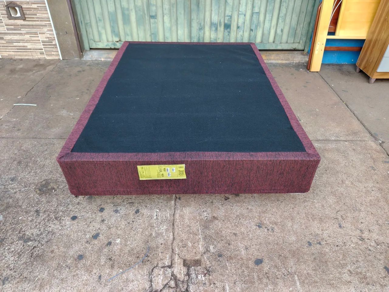 Vendo base box de casal usada  - Foto 2