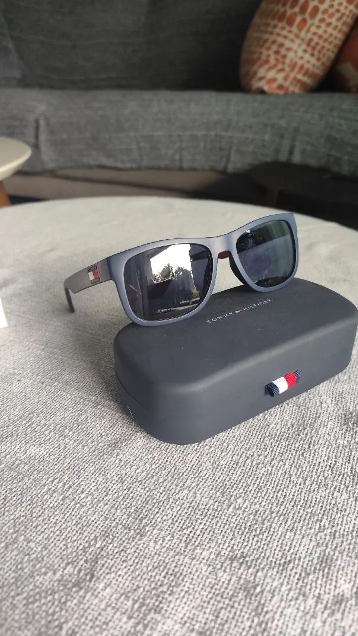Óculos Tommy Hilfiger  - Foto 2