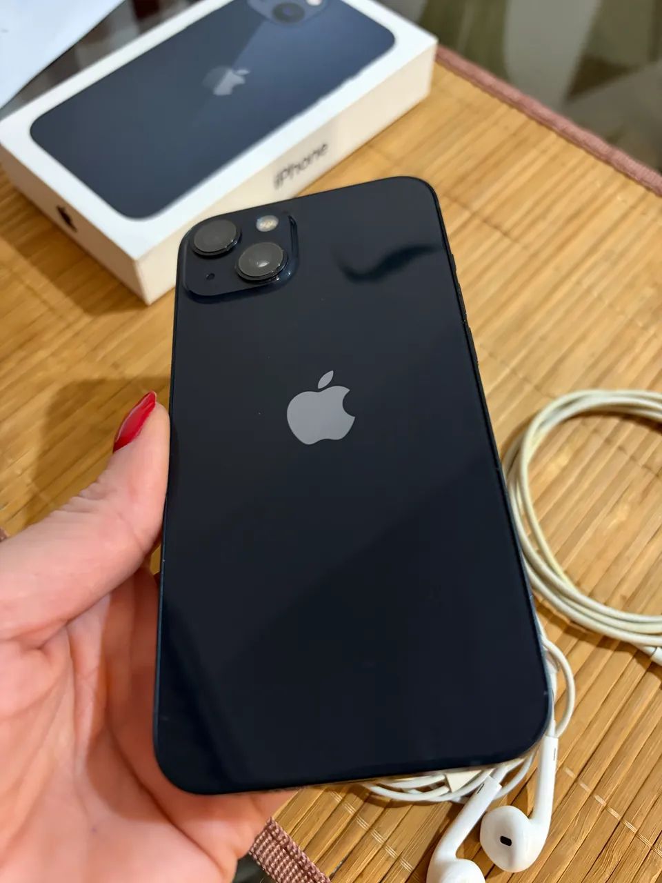 iPhone 13. Bateria com 100% de saúde, original 