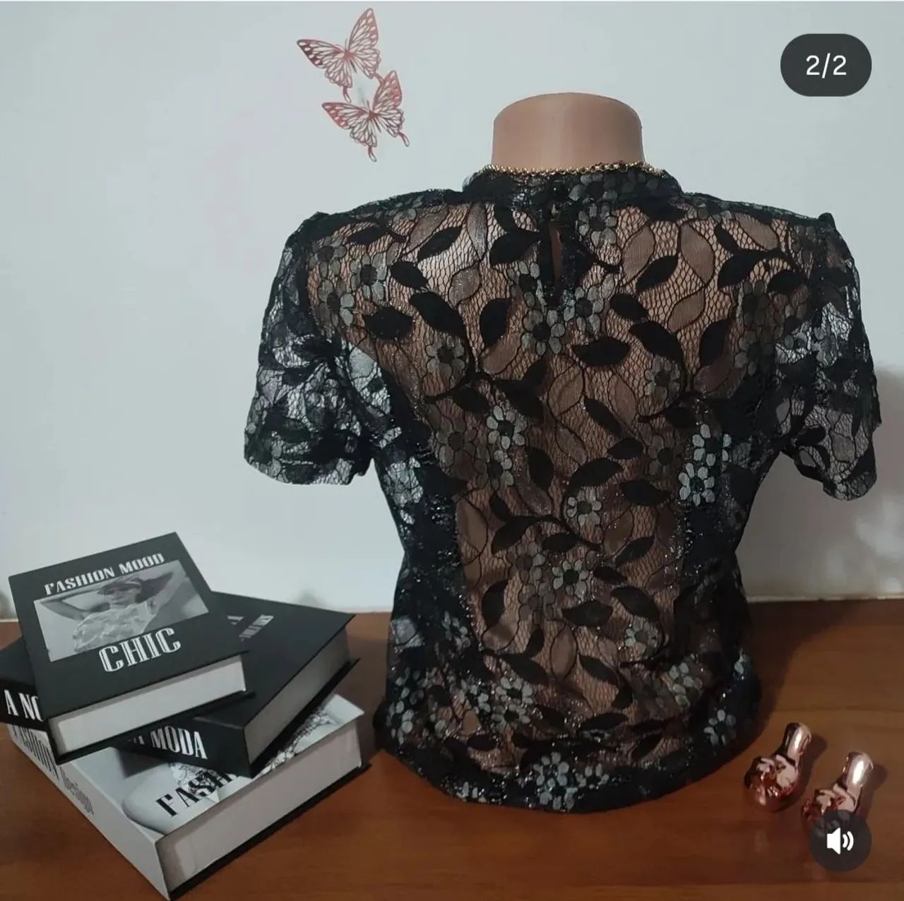 Blusa Feminina de Mangas Curtas com Renda e Brilho. - Foto 2