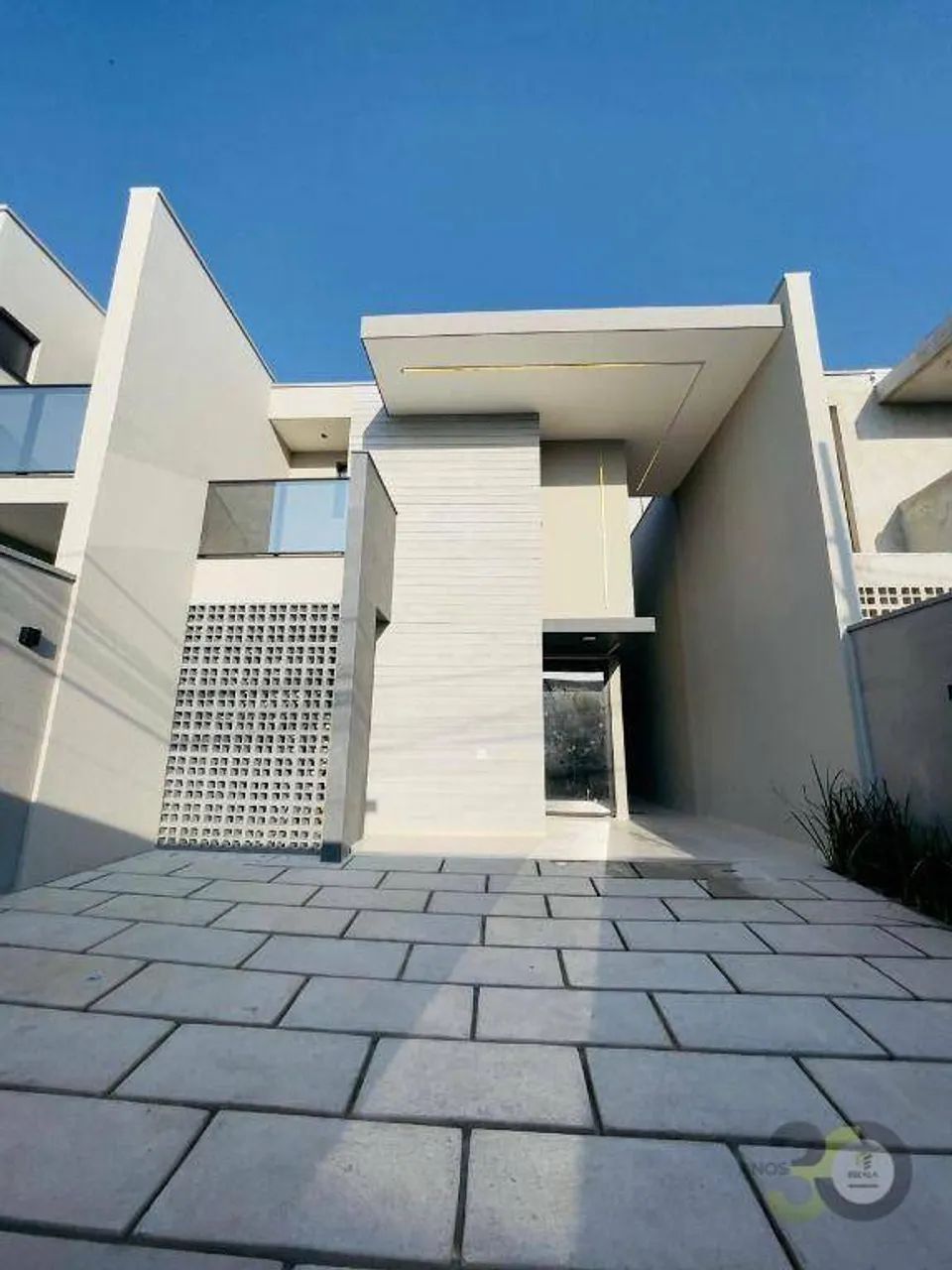 Casa duplex com 4 suítes à venda, 152 m² , nova, financiar - Cidade dos Funcionários - For