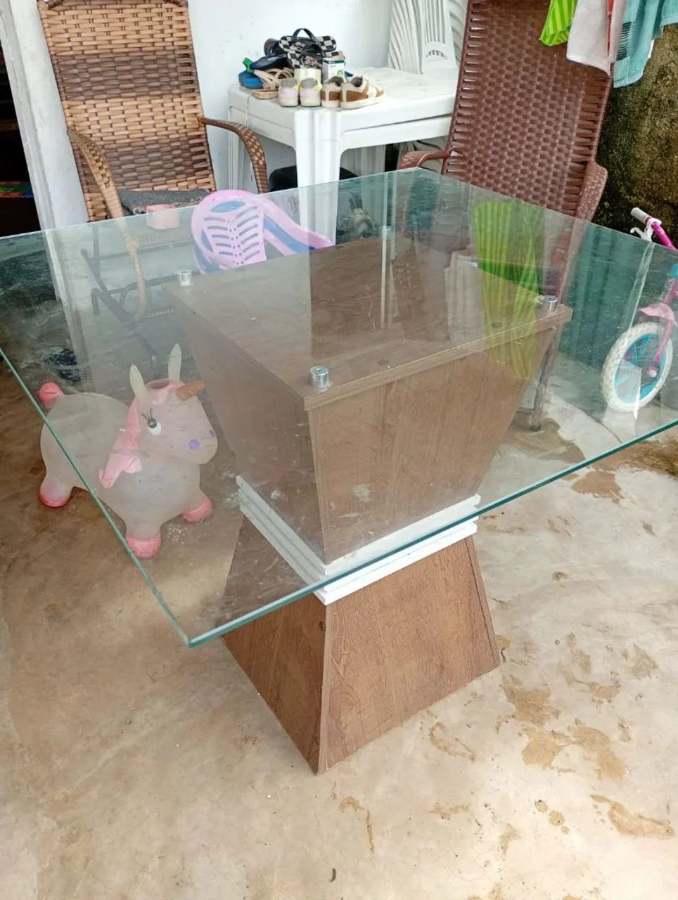 Mesa de vidro com base em madeira  - Foto 3