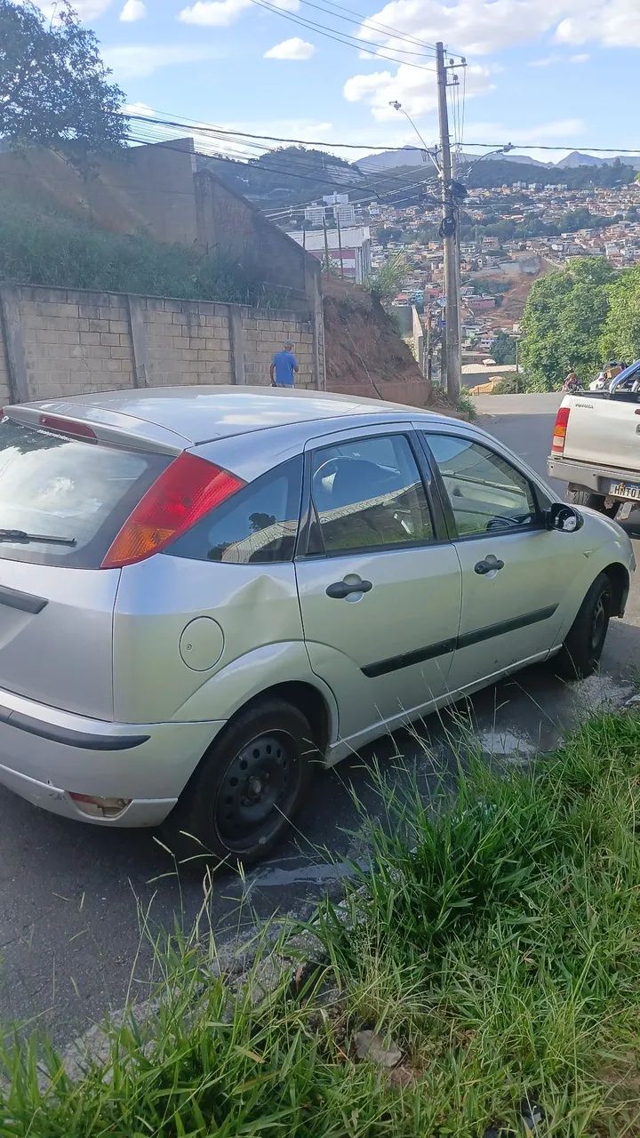 Ford Focus 1.6 S/se/se Plus Flex 8v/16v 5P 2004