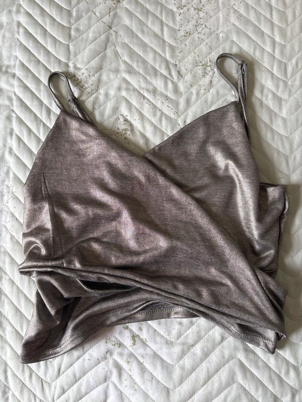 Roupa cintilante super arrumada 