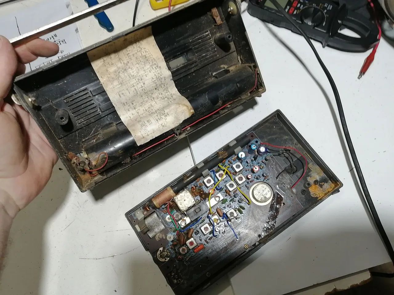 Rádio antigo Philips, pra peças! - Foto 5