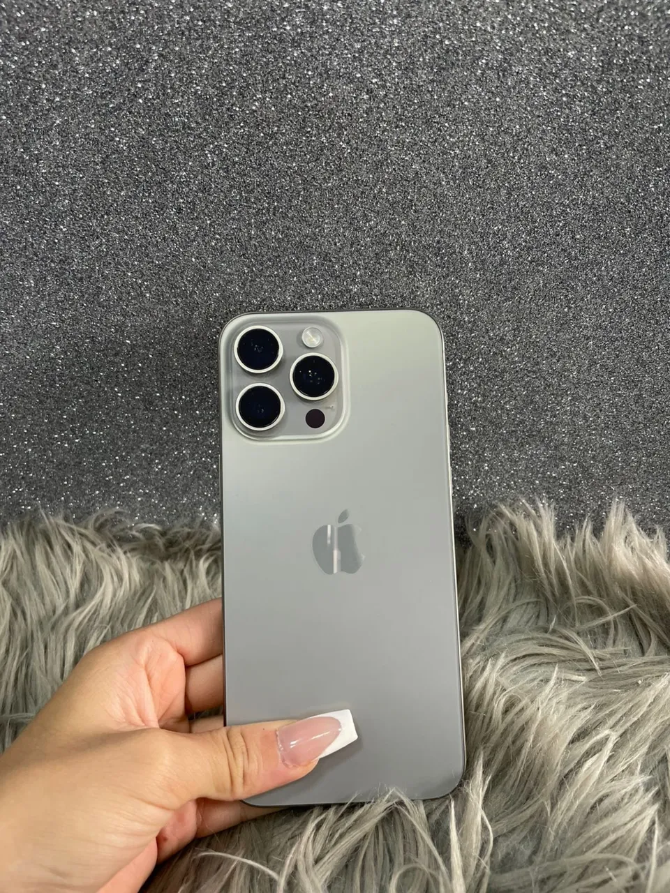 iPhone 15 Pro Max 256GB Natural Todo Original - Celulares e